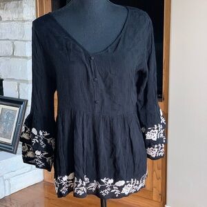 Bohemian Floral Embroidery Blouse